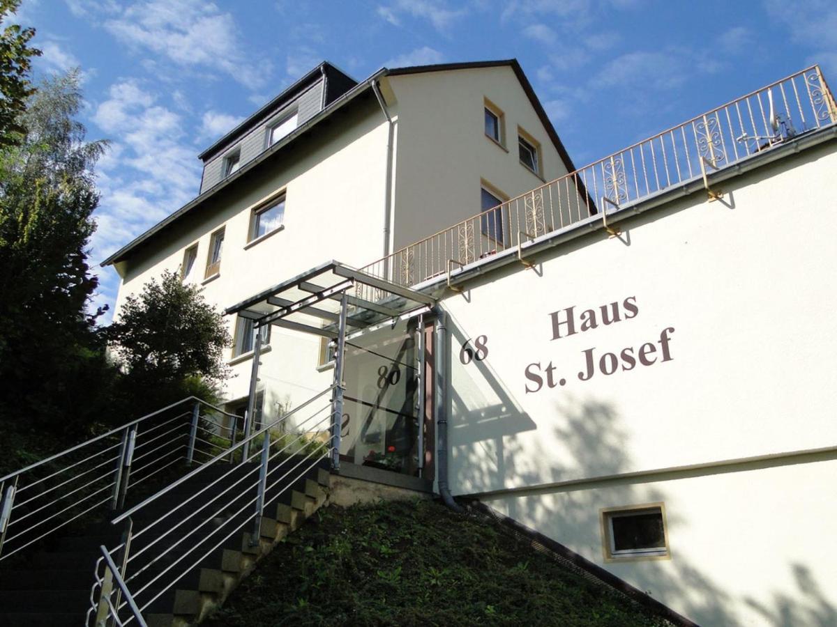 Хостел Haus St. Josef Фаллендар Экстерьер фото